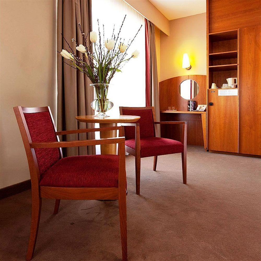Astoria Hotel أنتويرب المظهر الخارجي الصورة