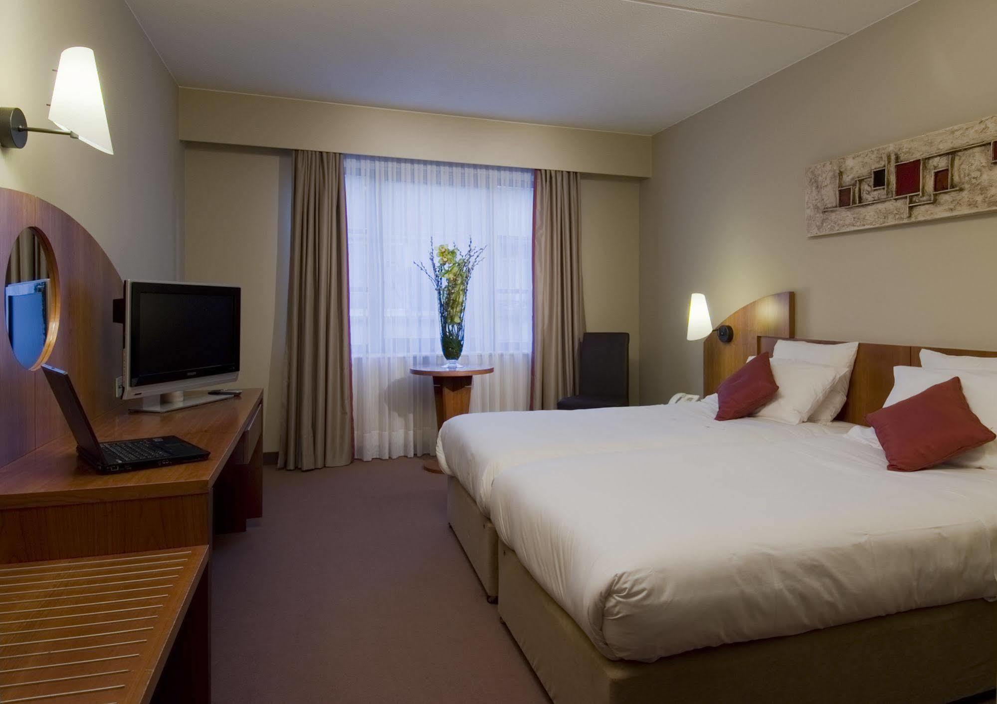 Astoria Hotel أنتويرب المظهر الخارجي الصورة